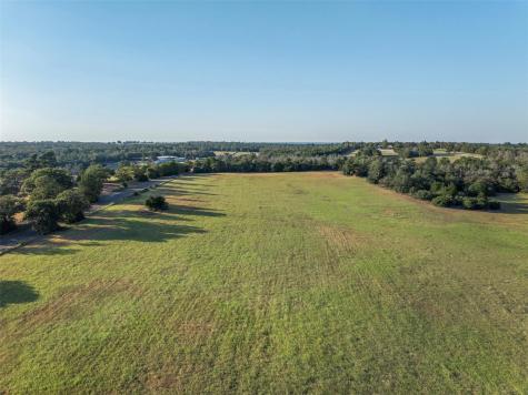 3419 County Road 309 Lexington TX 78947