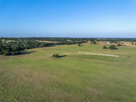 3419 County Road 309 Lexington TX 78947