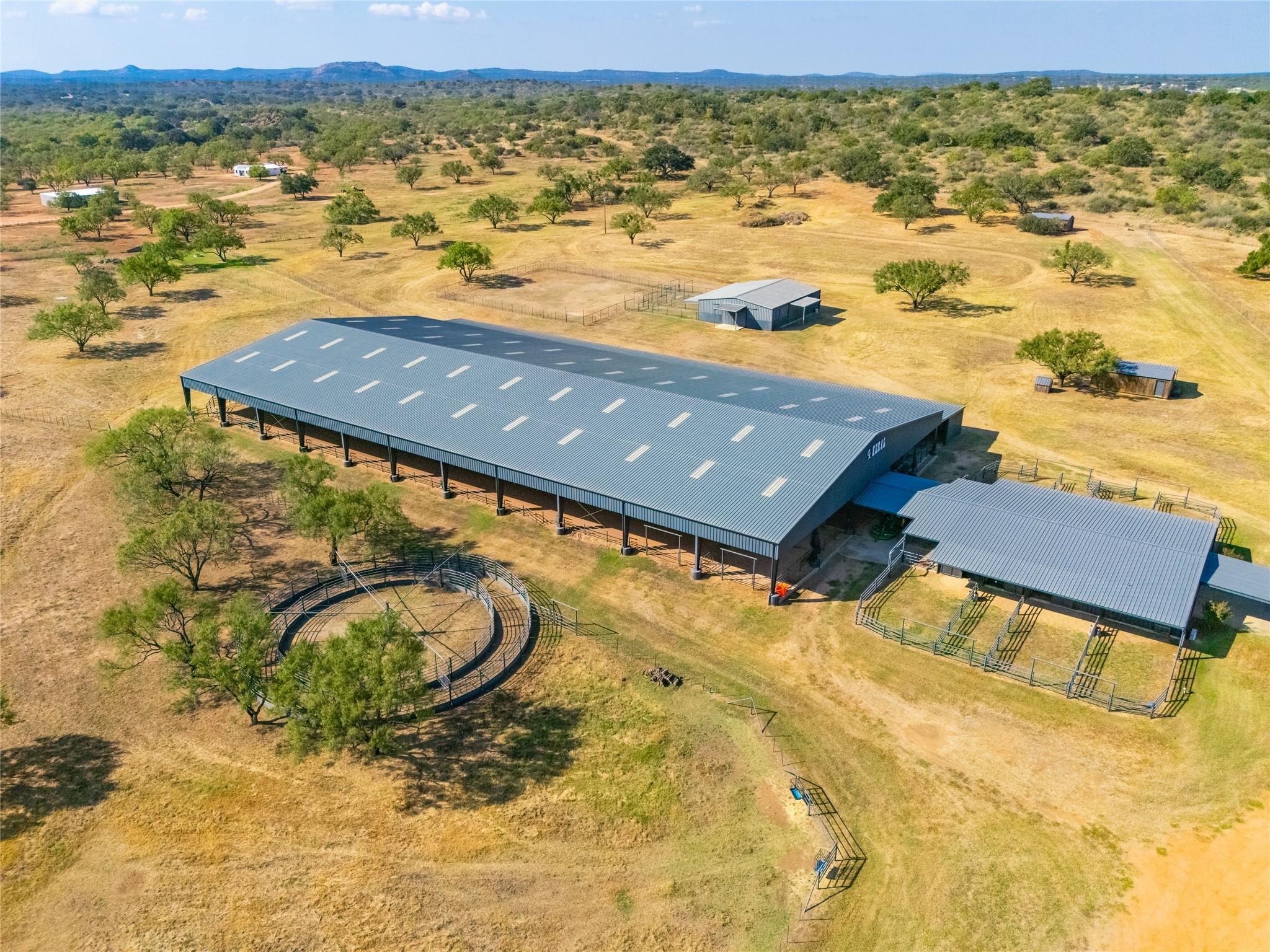 3019 S Highway 16 Llano TX 78643