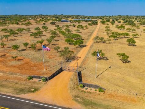 3019 S Highway 16 Llano TX 78643