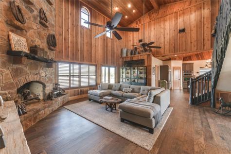 3019 S Highway 16 Llano TX 78643