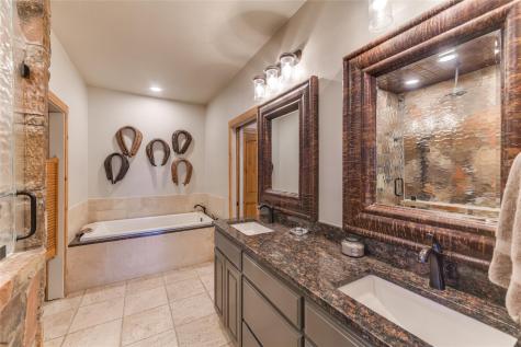 3019 S Highway 16 Llano TX 78643