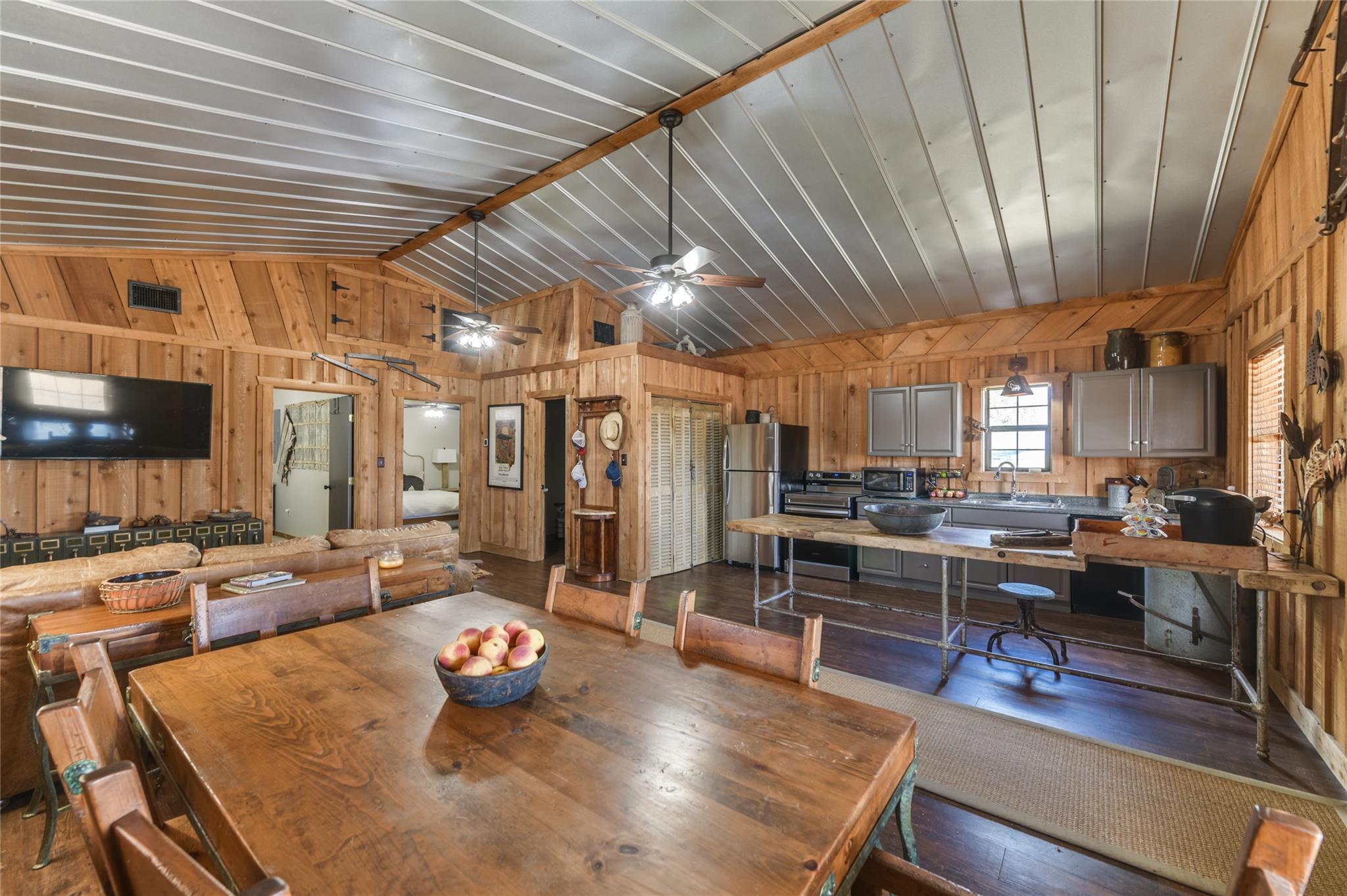 3019 S Highway 16 Llano TX 78643