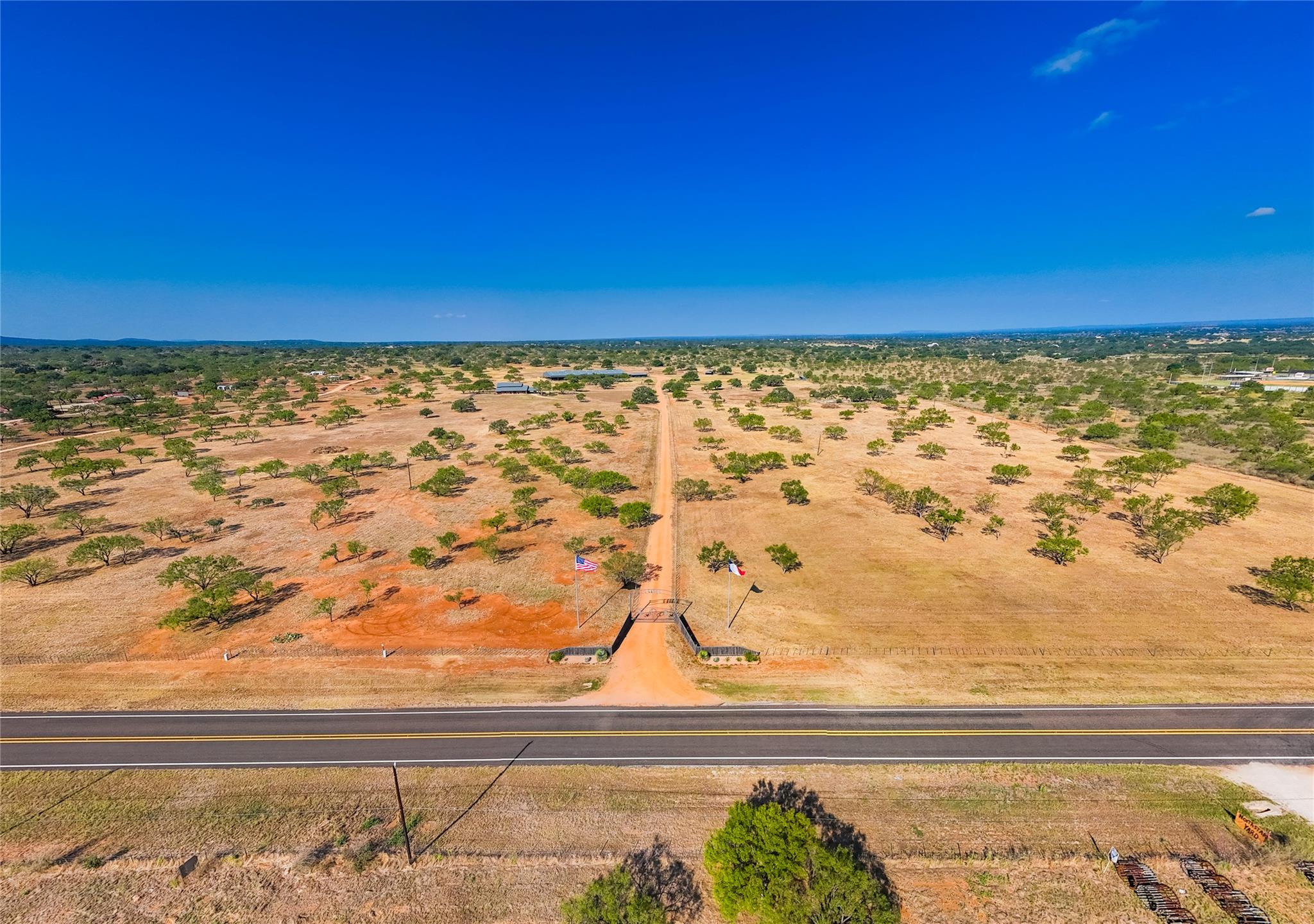 3019 S Highway 16 Llano TX 78643