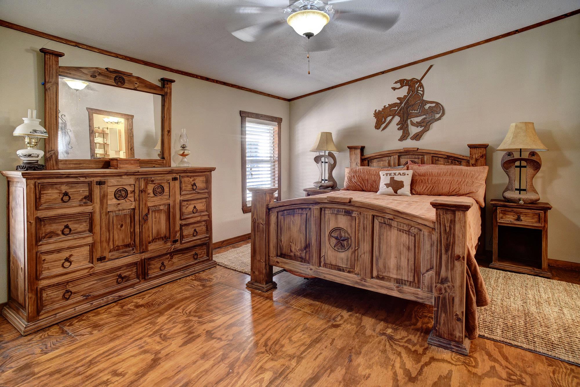 1675 Watterson Road Red Rock TX 78662
