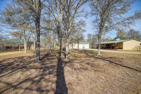 1675 Watterson Road Red Rock TX 78662