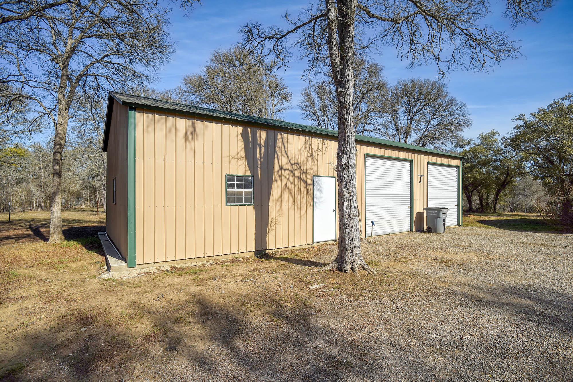 1675 Watterson Road Red Rock TX 78662