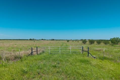 1571 Schulze Road Schulenburg TX 78956
