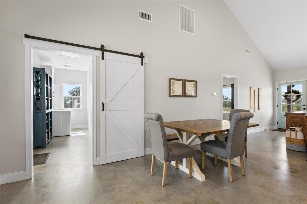 3389 Sparta Field Road Waelder TX 78959
