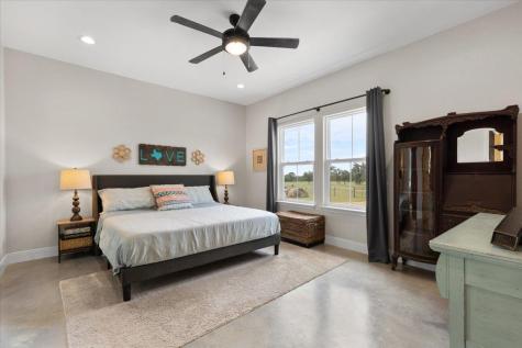 3389 Sparta Field Road Waelder TX 78959
