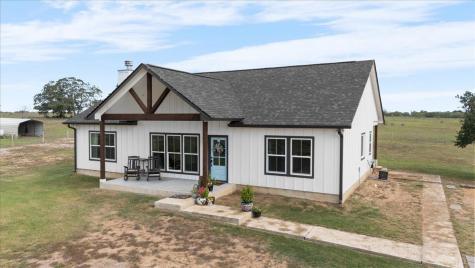 3389 Sparta Field Road Waelder TX 78959