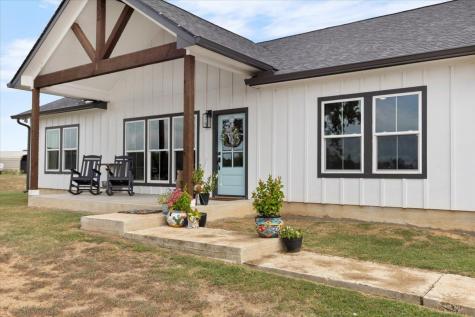 3389 Sparta Field Road Waelder TX 78959