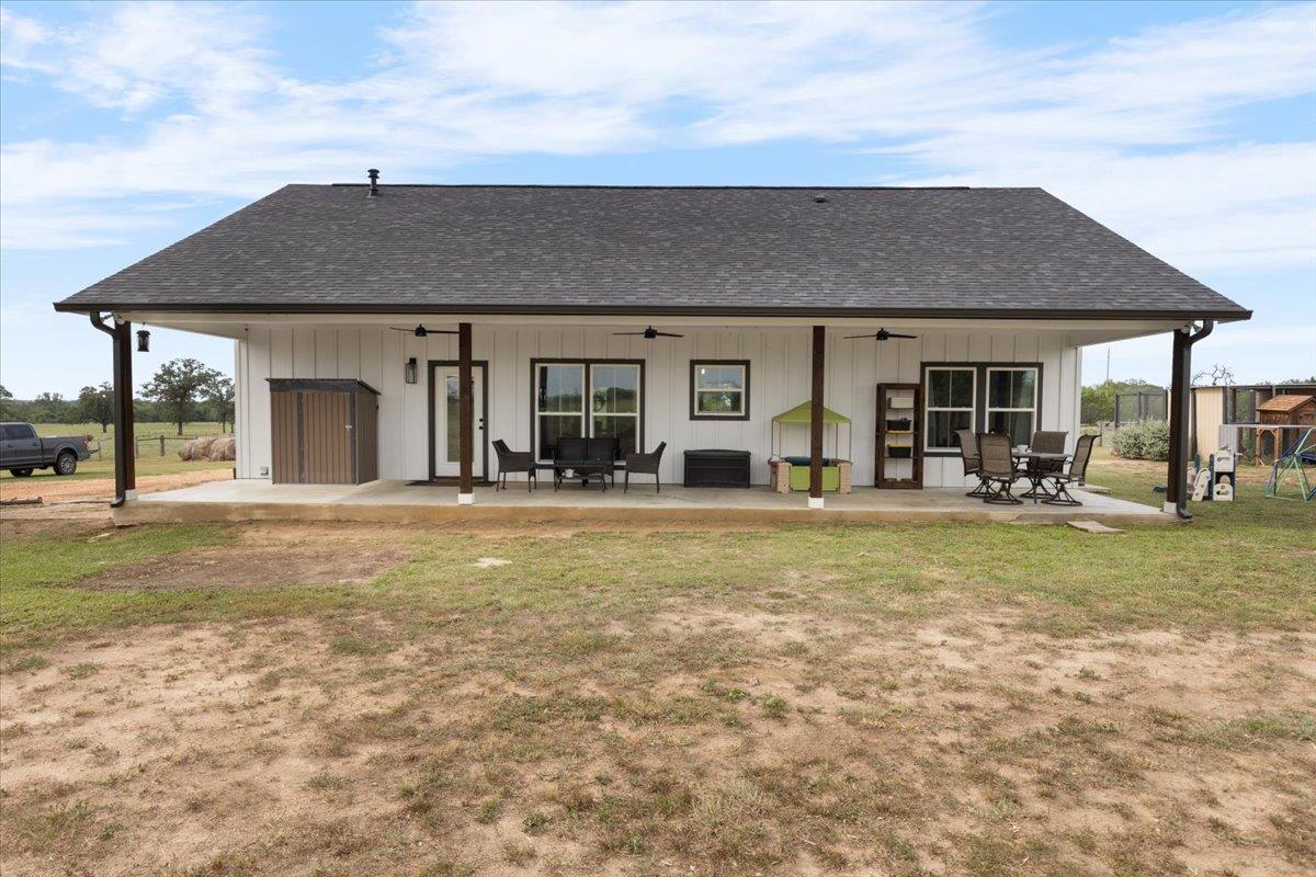3389 Sparta Field Road Waelder TX 78959