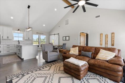 3389 Sparta Field Road Waelder TX 78959