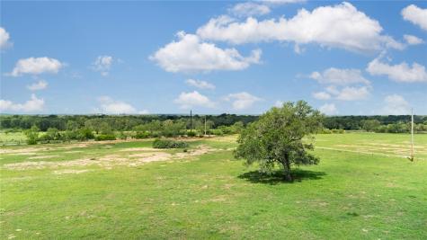 2612 Roosevelt Drive Kingsbury TX 78638