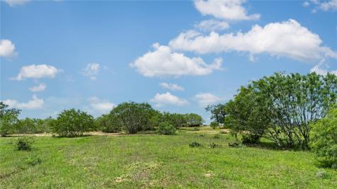 2612 Roosevelt Drive Kingsbury TX 78638