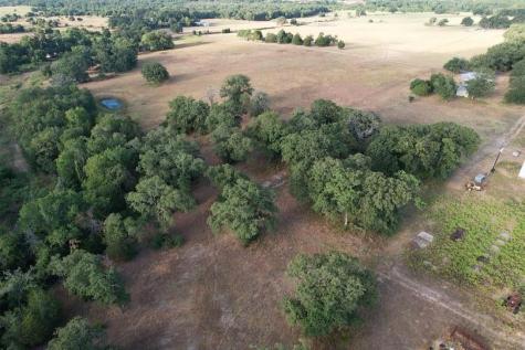 2542 County Road 306 Lexington TX 78947