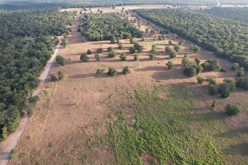 2542 County Road 306 Lexington TX 78947