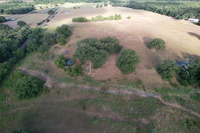 2542 County Road 306 Lexington TX 78947
