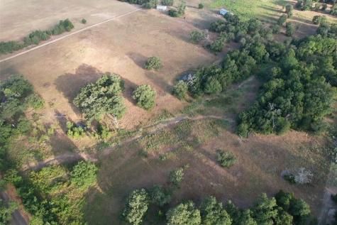 2542 County Road 306 Lexington TX 78947
