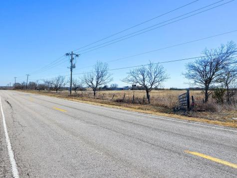 1015 E Main Street Troy TX 76579