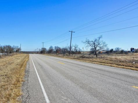 1015 E Main Street Troy TX 76579