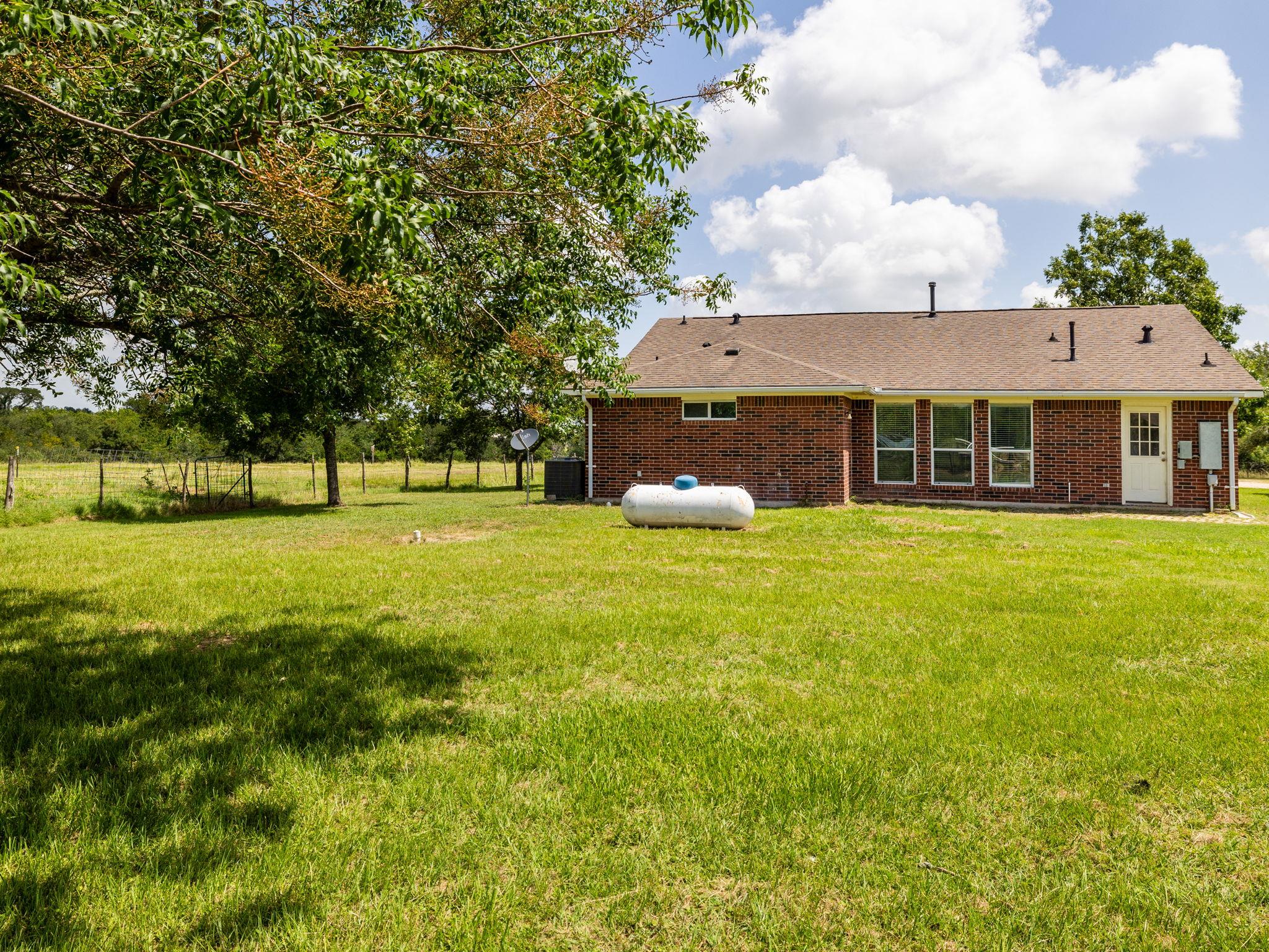 13050 Fm 112 Thrall TX 76578