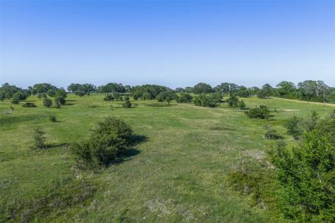 1310 N Nassau Road Round Top TX 78954