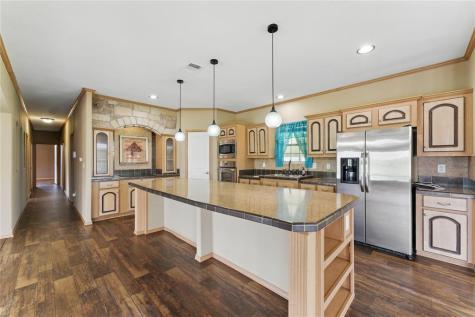 2792 Fm 535 Rosanky TX 78953