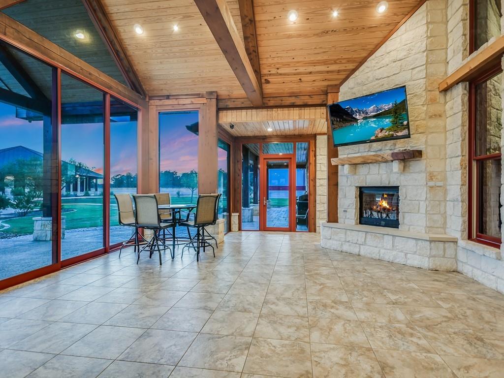 1584 County Road 226 Road Giddings TX 78942