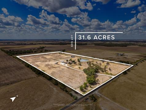 1801 County Road 470 Coupland TX 78615