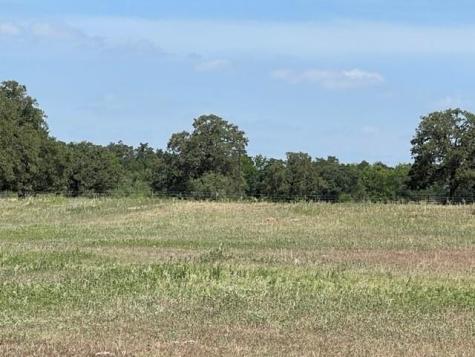 1583 S Us Highway 77 Highway Giddings TX 78942