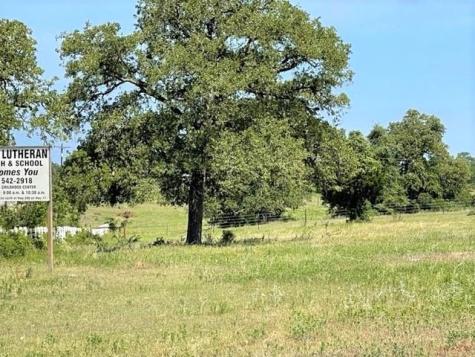 1583 S Us Highway 77 Highway Giddings TX 78942