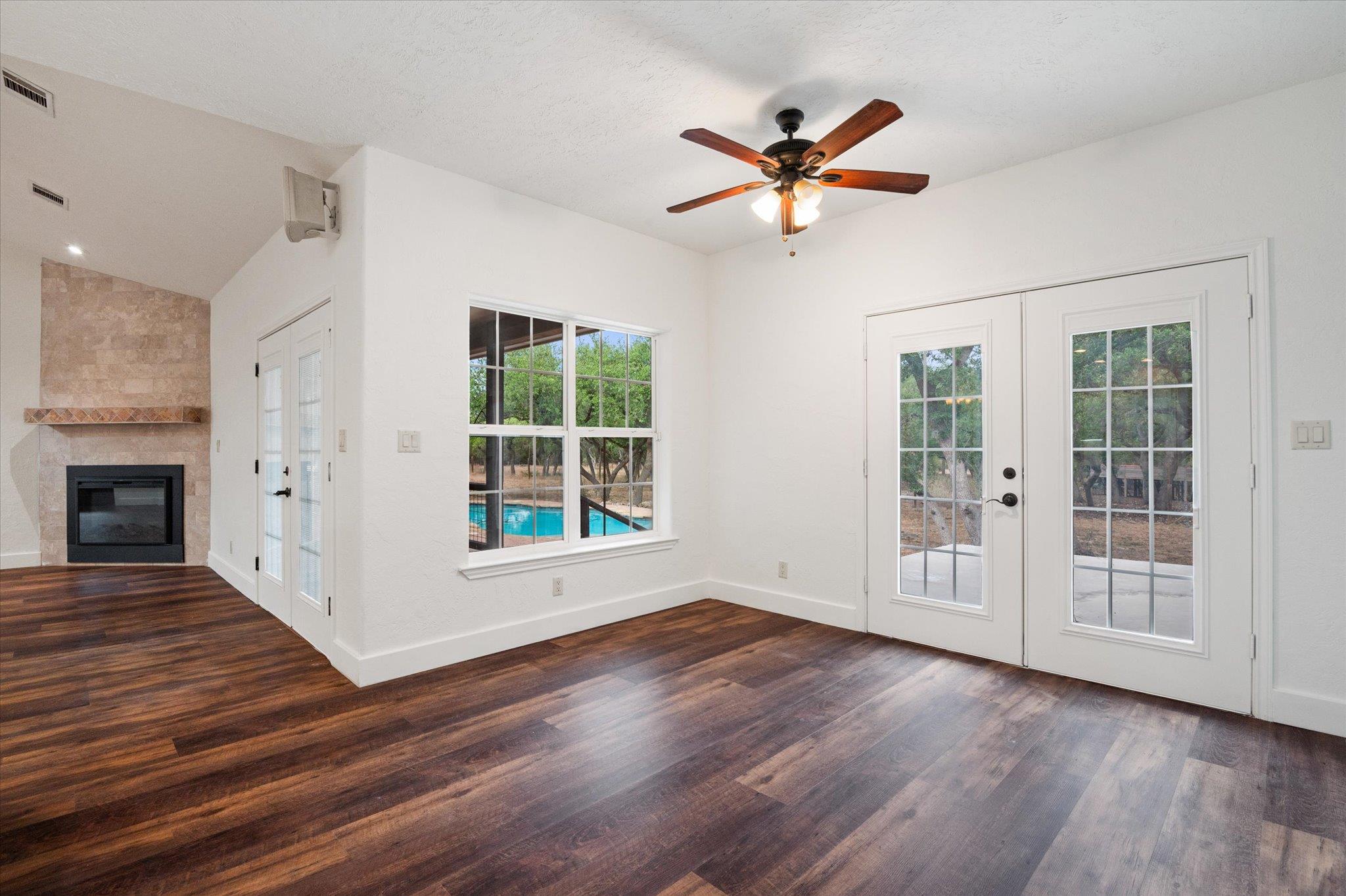 2471 Oak Run Drive Wimberley TX 78676