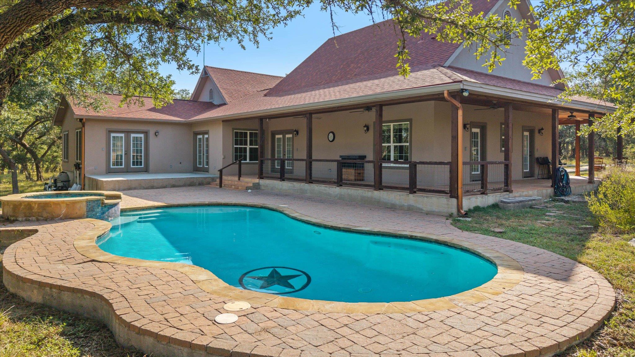 2471 Oak Run Drive Wimberley TX 78676