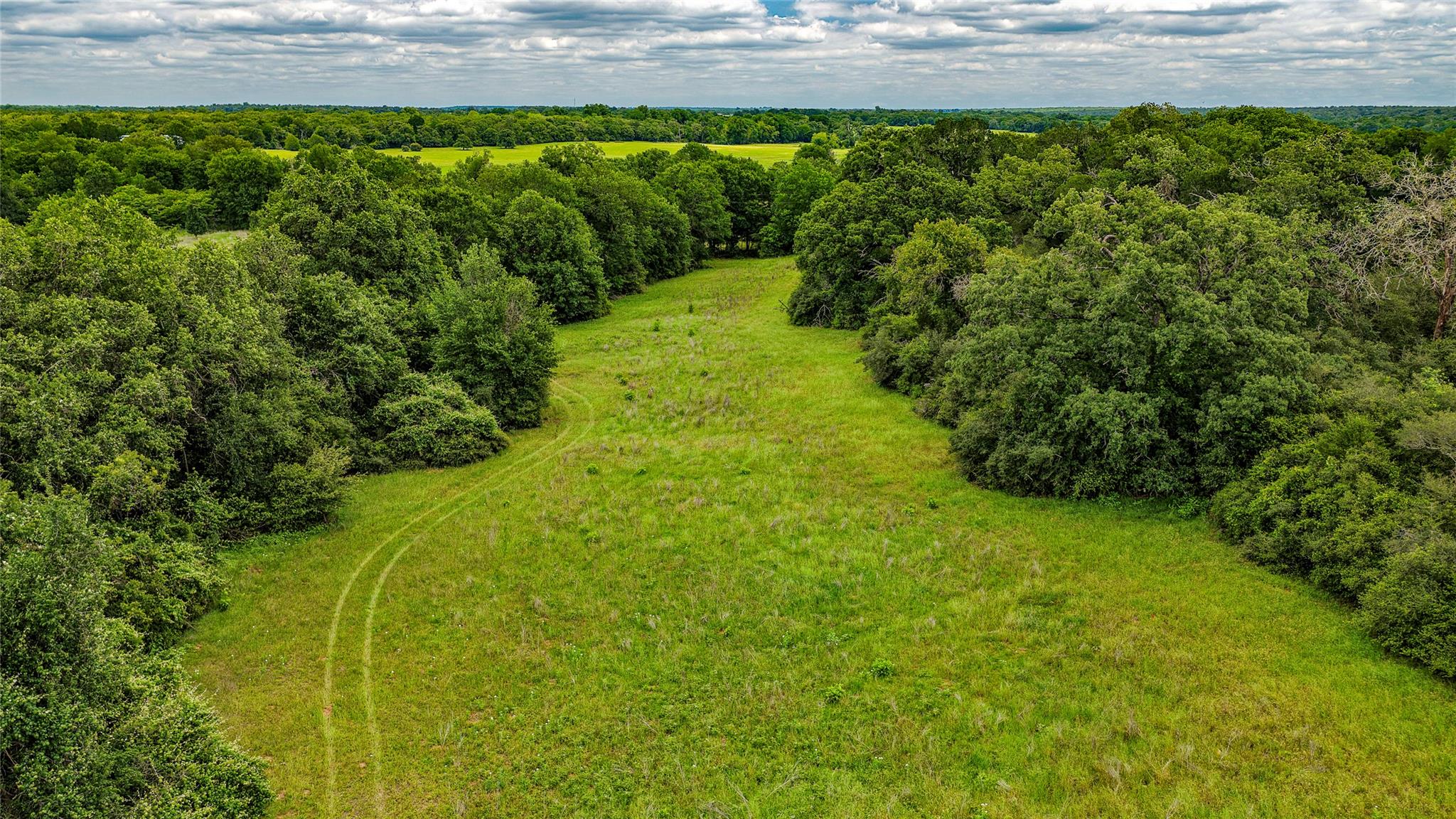 0000 Cr 413 Lexington TX 78947