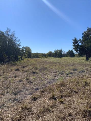 000 County Road 304 Lexington TX 78947