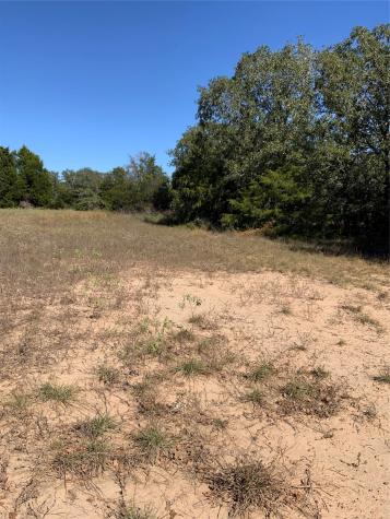 000 County Road 304 Lexington TX 78947