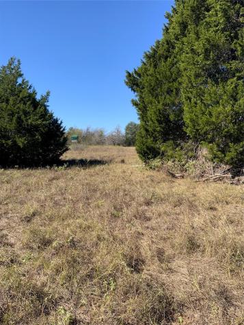 000 County Road 304 Lexington TX 78947
