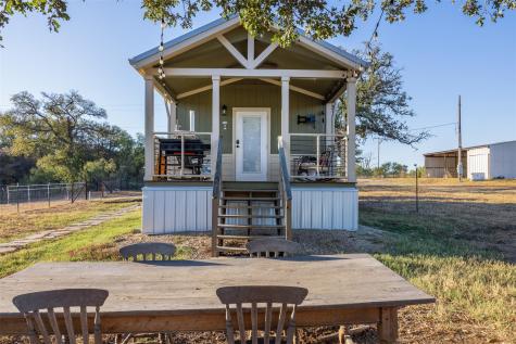 3270 Fm 671 Luling TX 78648