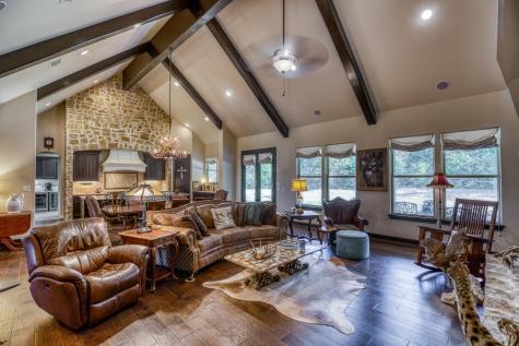 3336 County Road 326 Lexington TX 78947