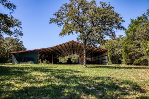 3336 County Road 326 Lexington TX 78947