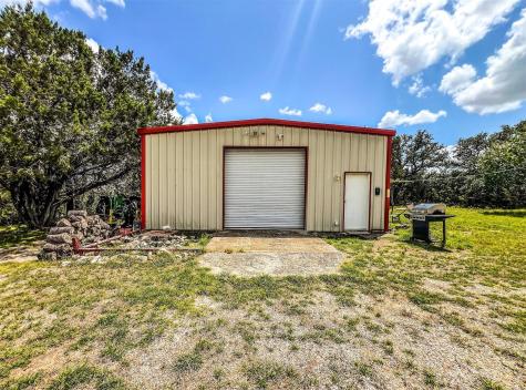 1220 County Road 225 Briggs TX 78608