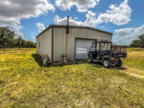 1220 County Road 225 Briggs TX 78608