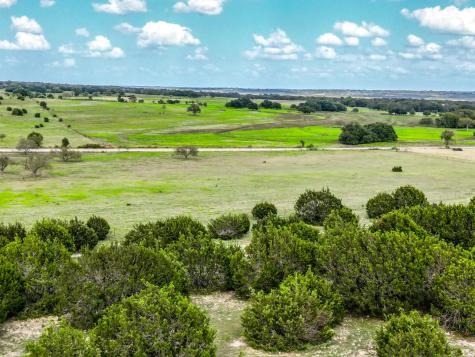 1220 County Road 225 Briggs TX 78608