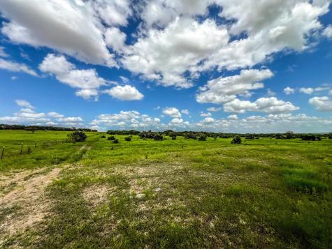 1220 County Road 225 Briggs TX 78608