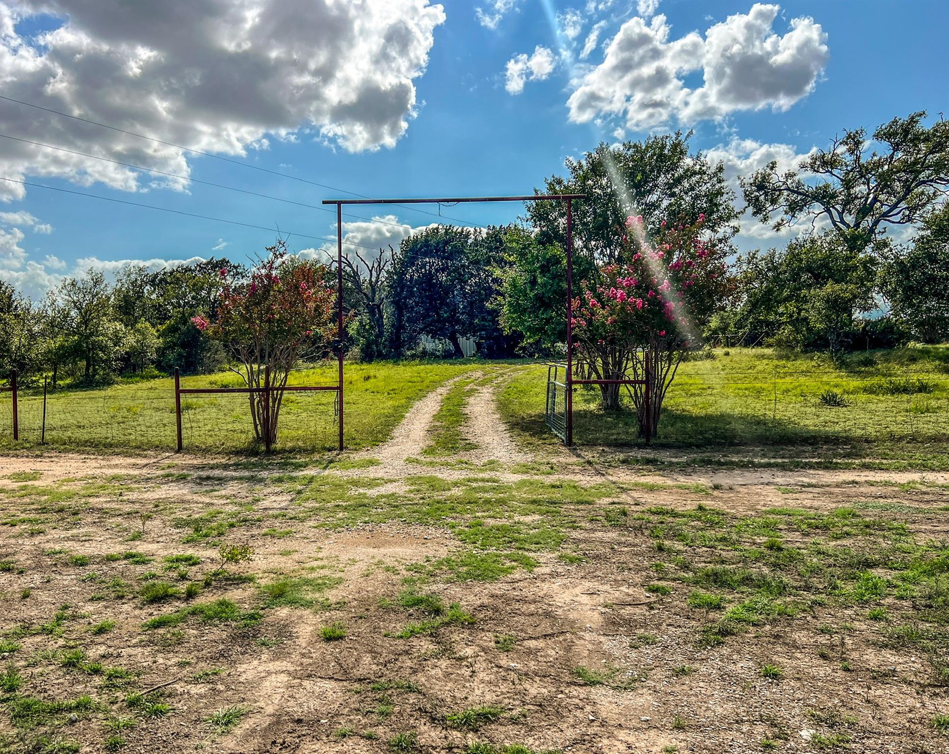 1220 County Road 225 Briggs TX 78608