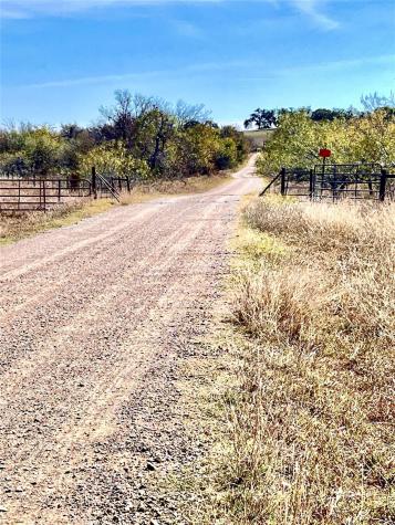 674 County Road 309 Rockdale TX 76567