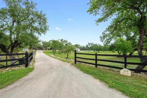 333 Stallion Lane Dripping Springs TX 78620
