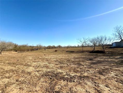 685 Fox Lane Lockhart TX 78644